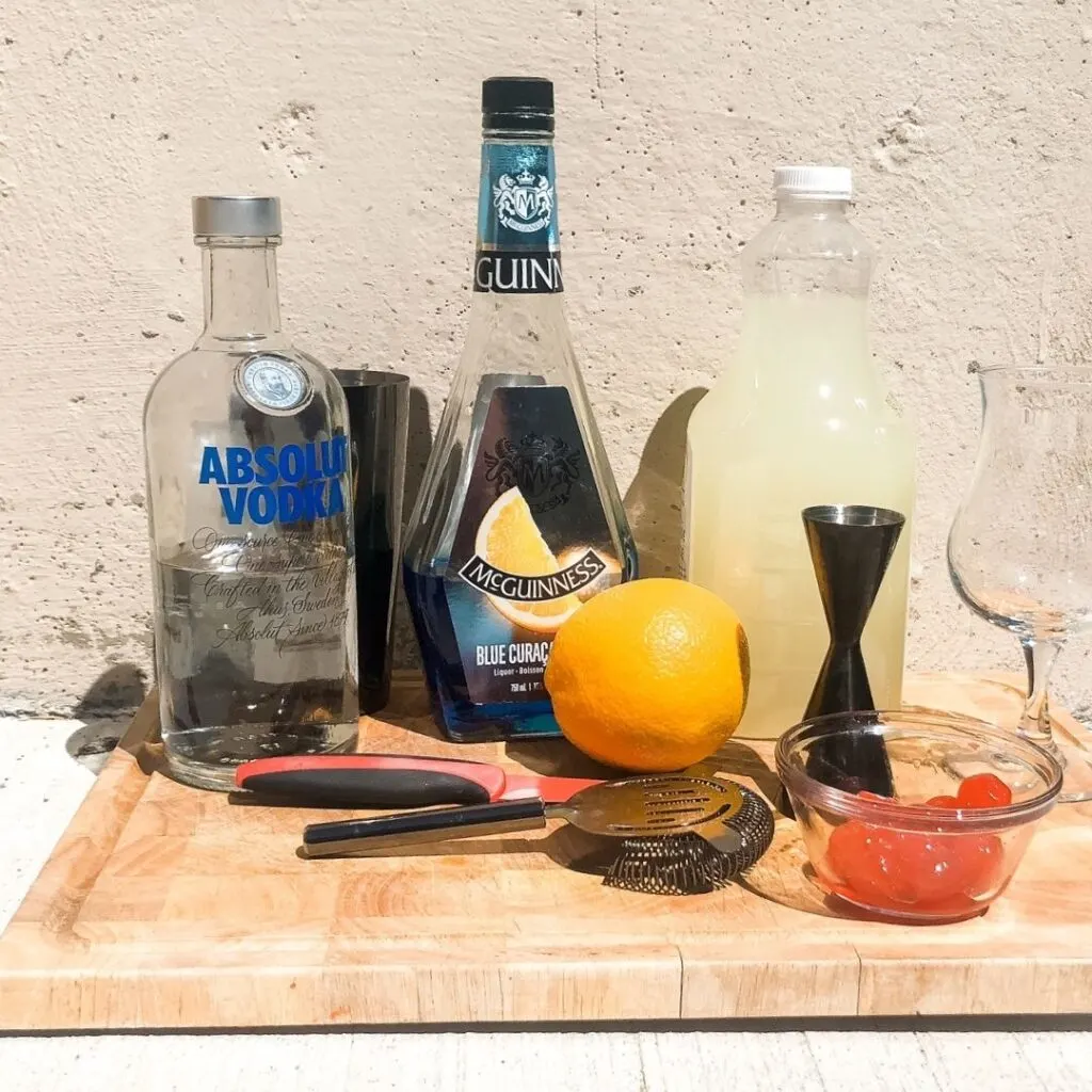 how to make a blue lagoon cocktail recipe