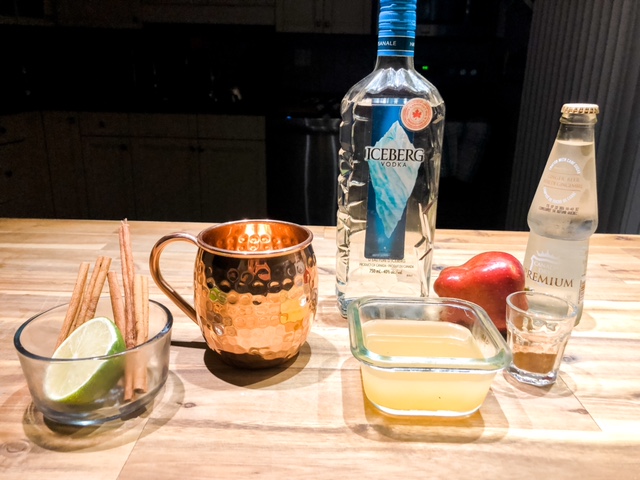 moscow mule with apple cider