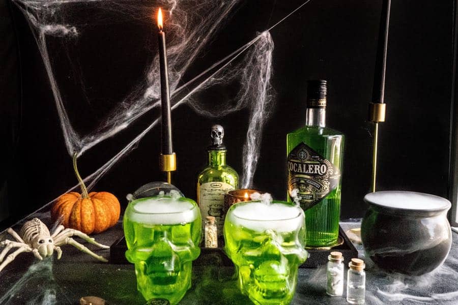 green Halloween cocktails
