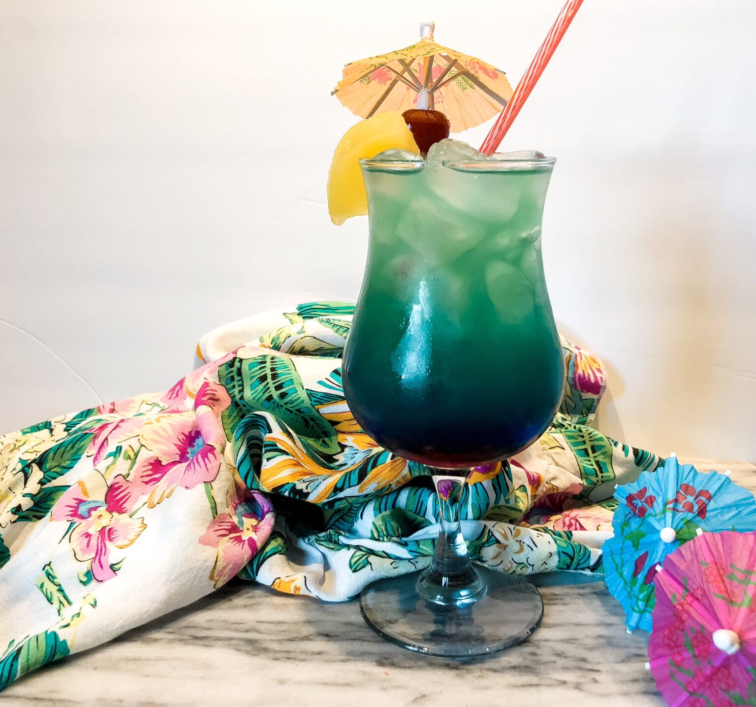 Malibu Rum And Blue Curacao Cocktail (Rainbow Dream)