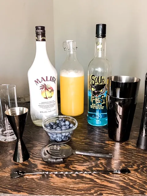 tropical rum cocktail