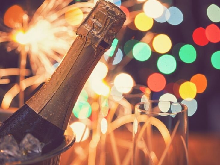 The Best Holiday Cocktails With Champagne