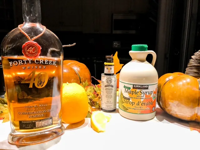 Maple syrup cocktail