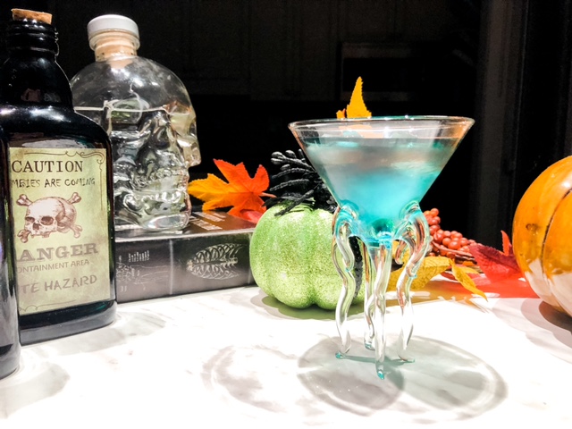 Halloween cocktail - the beetlejuice