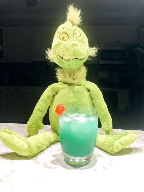 how to make a Grinch cocktail