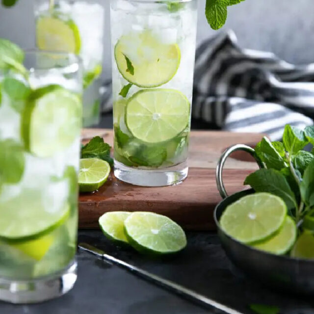 37 Easy Green Cocktails For St Patrick's day