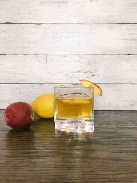 peach whiskey sour