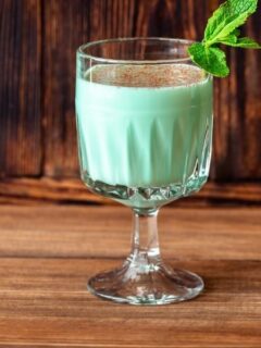 drink bucket list - Grasshopper cocktail