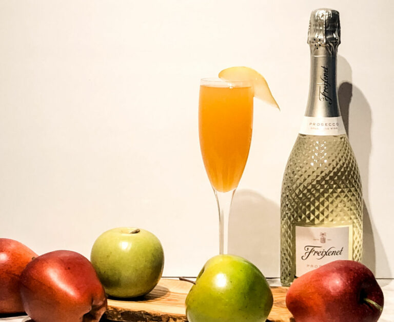 apple cider mimosa