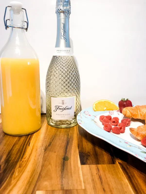 what is in a mimosa?