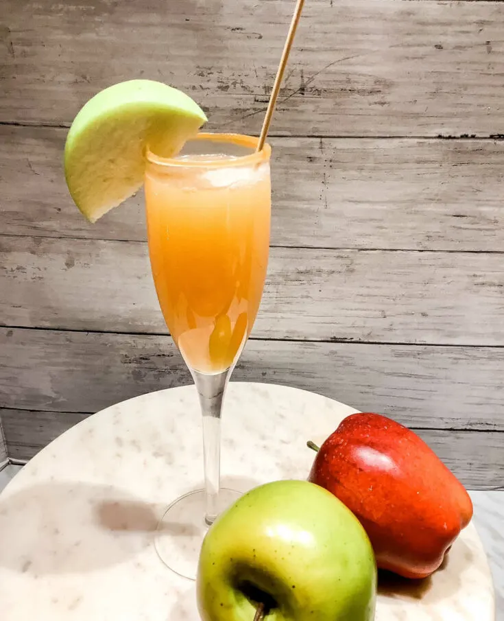 caramel apple cocktail