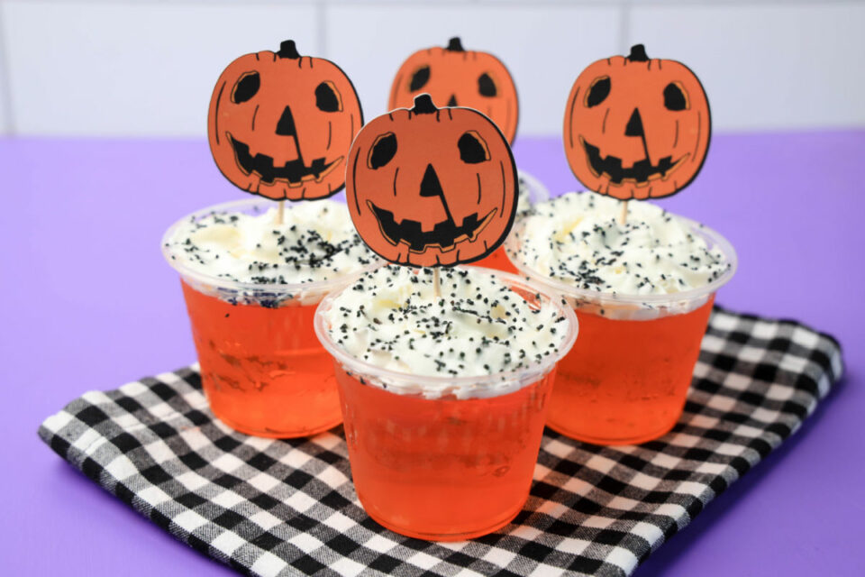 Orange Jello Shots With Rum (With Printable Pumpkin Toppers)