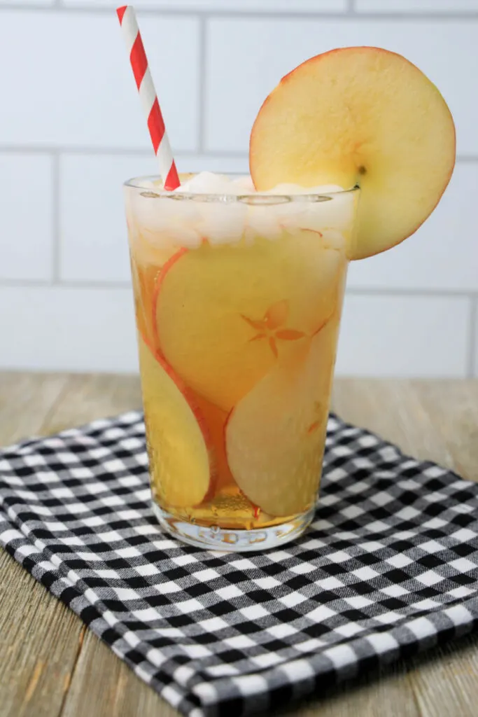 honeycrisp apple cocktail