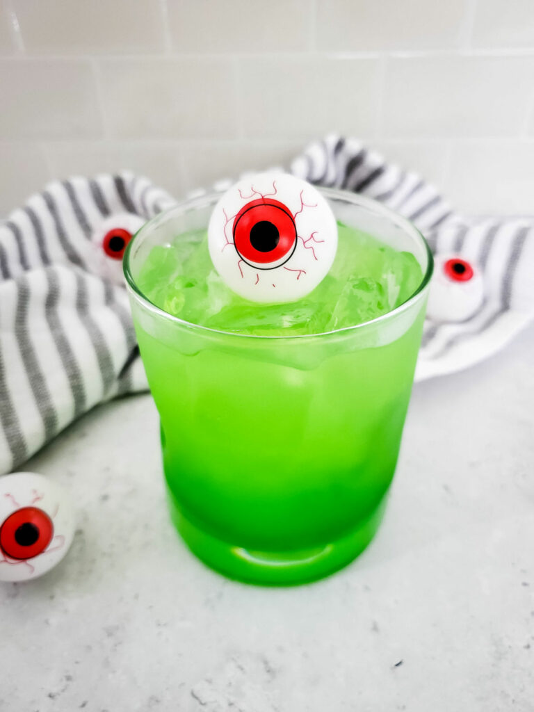 Poison apple cocktail