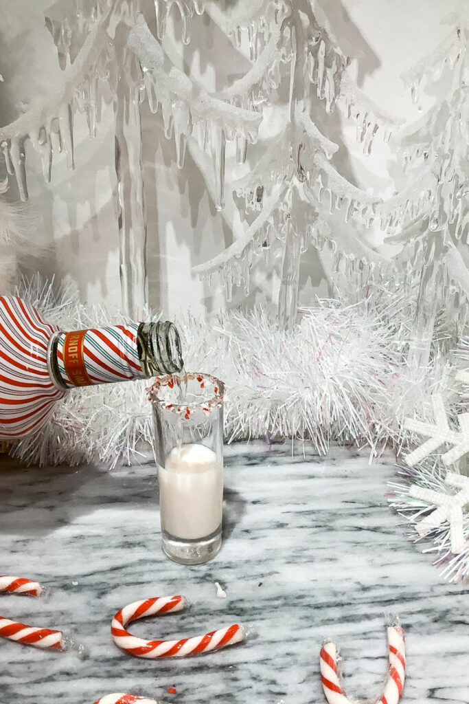 how to make a candy cane shot
