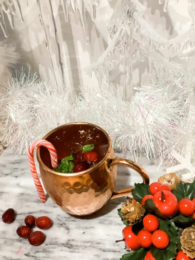 How To Make The Christmas Moscow Mule