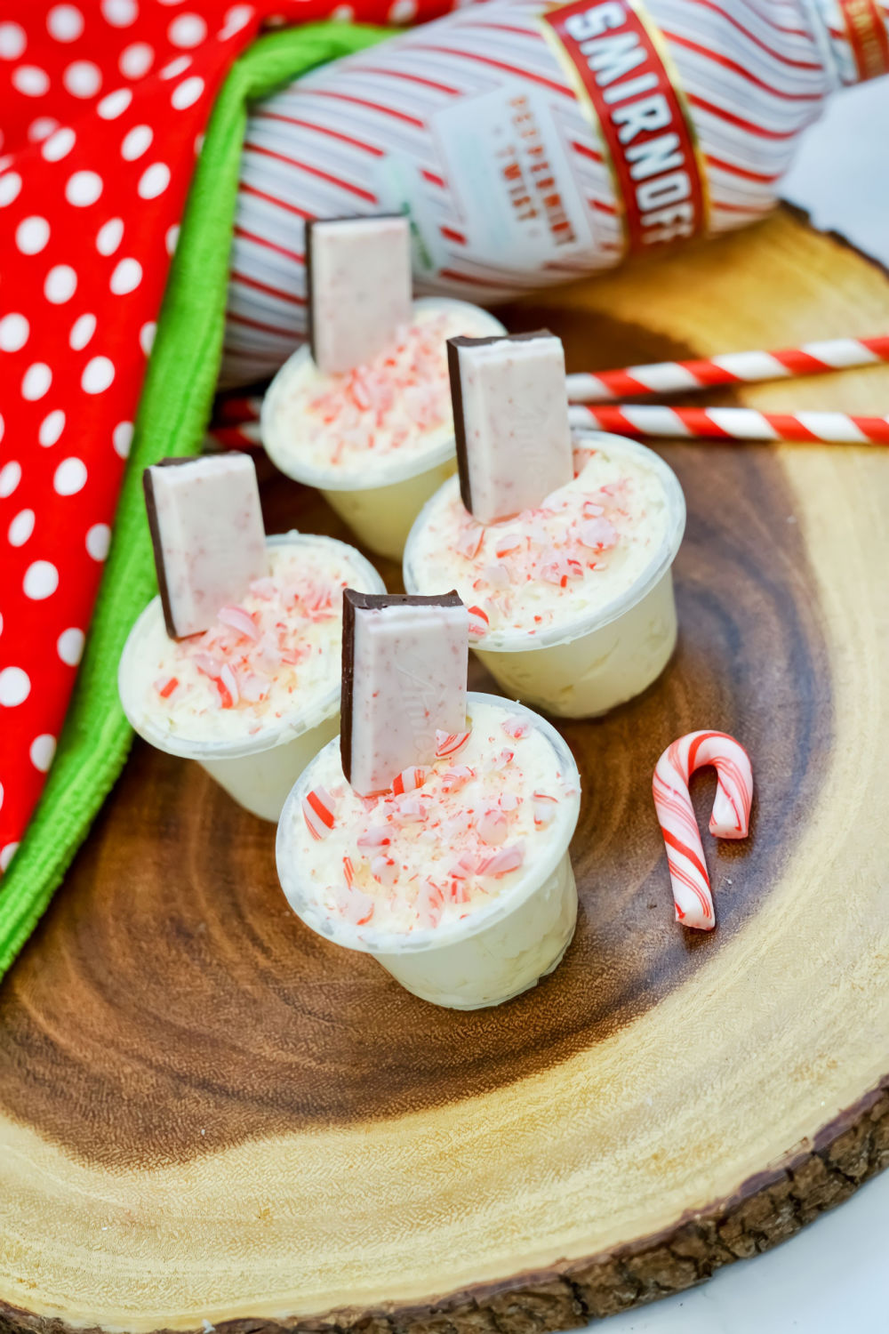 Peppermint Bark Pudding Shots Candy Cane Pudding Shots 