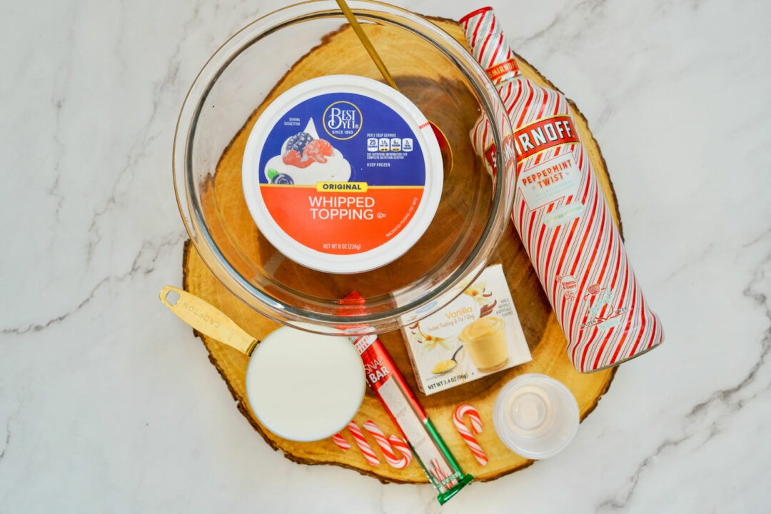 Peppermint Bark Pudding Shots (Candy Cane Pudding Shots)