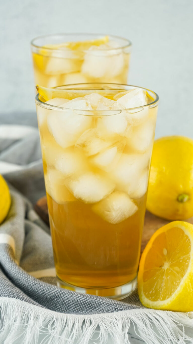 How To Make An Arnold Palmer Cocktail