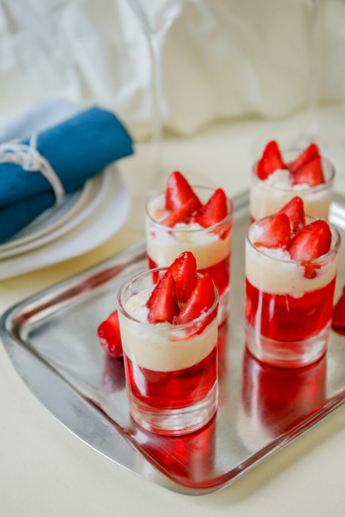 Strawberry Cheesecake Pudding Shots