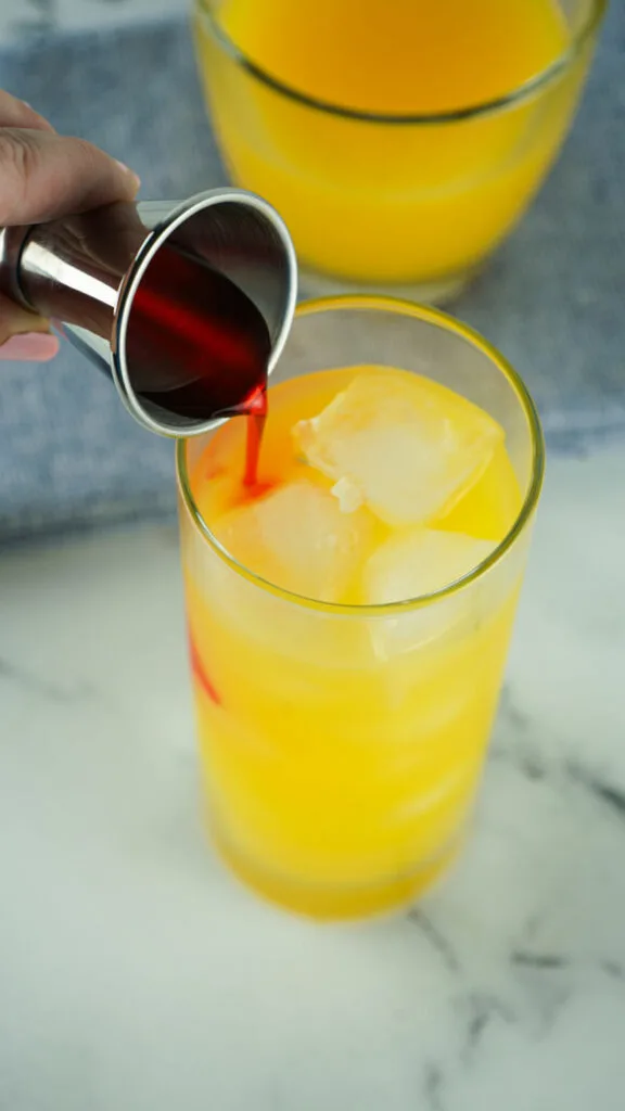 how to make a Tequila sunrise