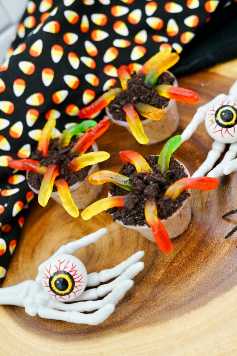Halloween Dirt Pudding Shots