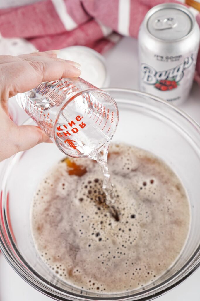 How to make root beer float jello shots
