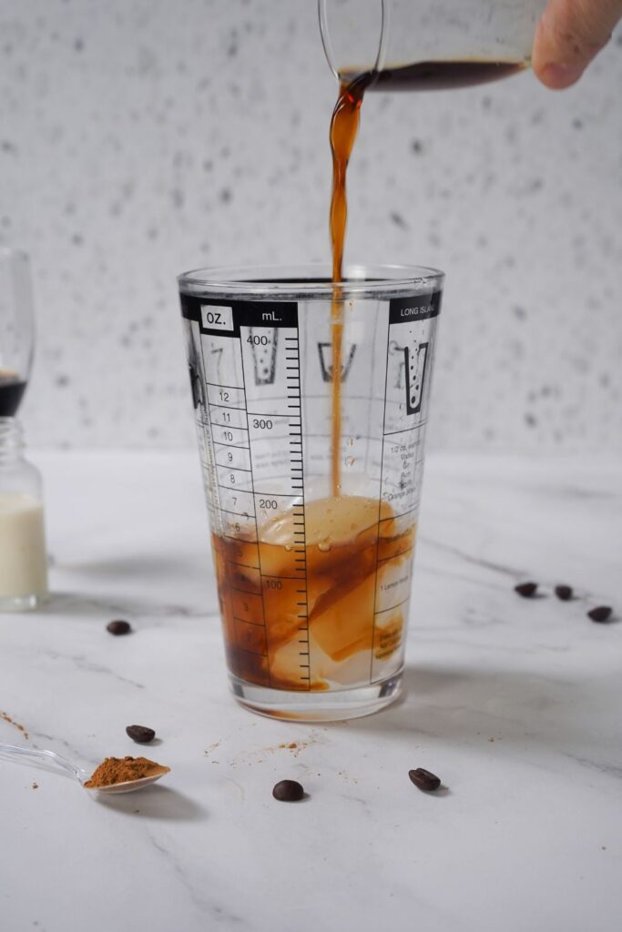 How to make a pumpkin spice espresso martini
