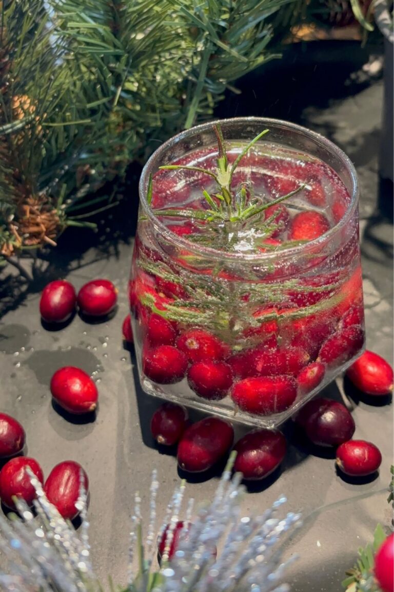 merry berry rum fizz